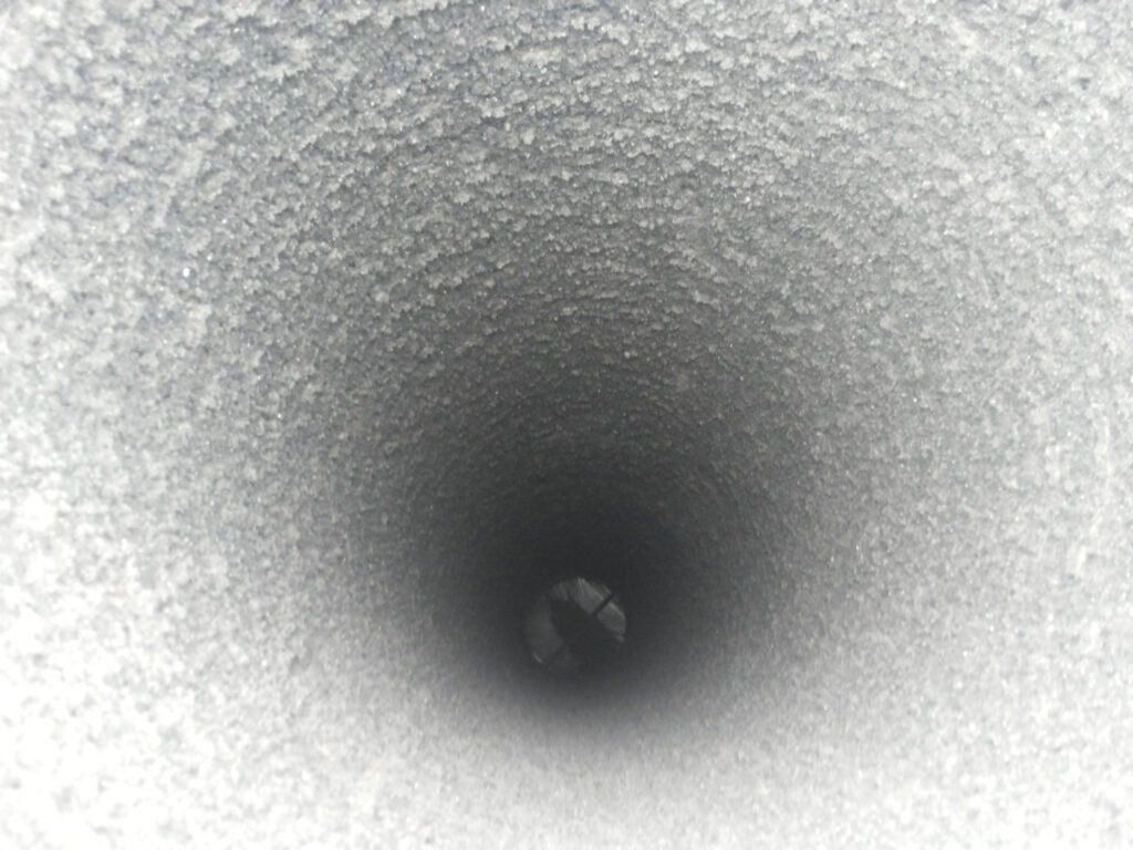 Ventiliacijos kanalų valymas ir dezinfekavimas Klaipėdoje – prieš valymą